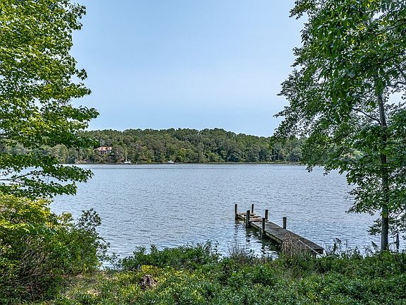 5th image of 1161 Mill Creek Ln
