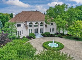 1270 Laurelwood, Carmel, IN 46032