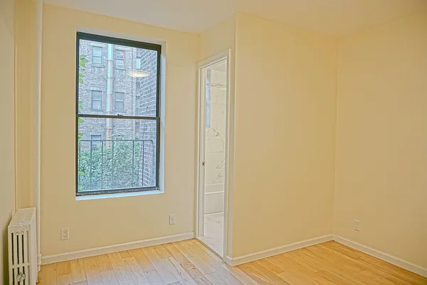 Rented by Compass | media 42