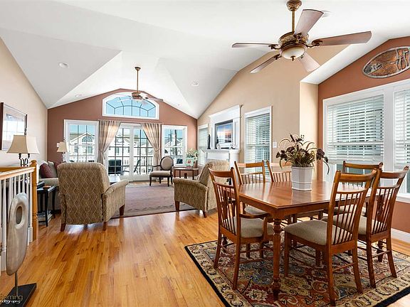 5th image of 18 75th St Unit East