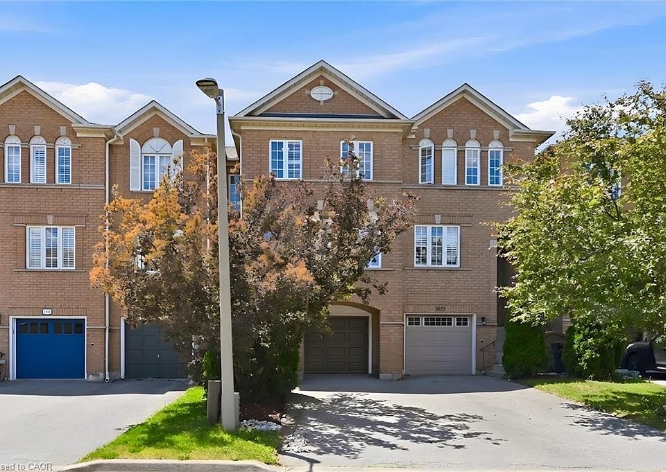 1st image of 2420 Ravinebrook Cres