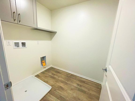 3rd image of 13840 Vantage St #1