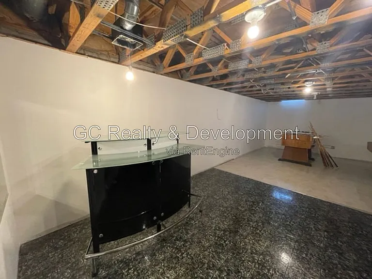 2193 Hitching Post Ln — Photo 29