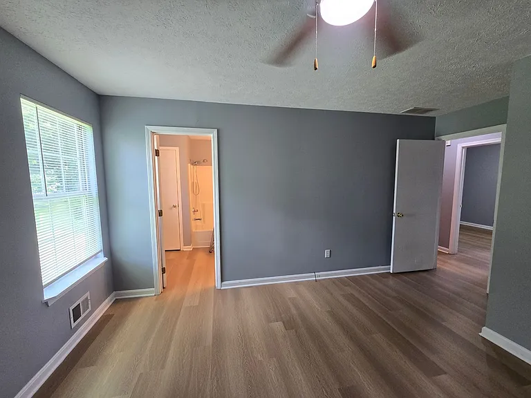 3706 Locust Ave — Photo 23