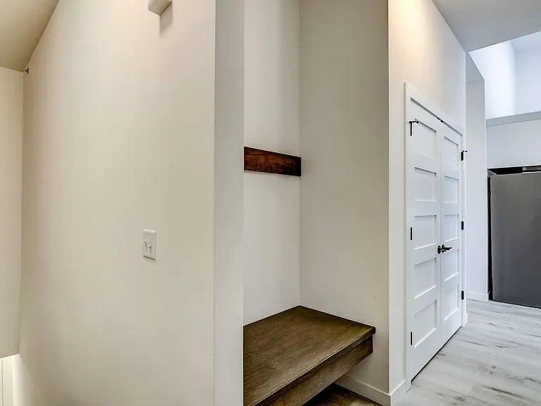 1152 N Hillcrest Pkwy — Photo 9