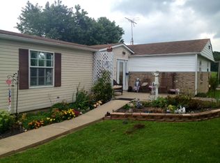 945 Gage Rd, Patriot, OH 45658