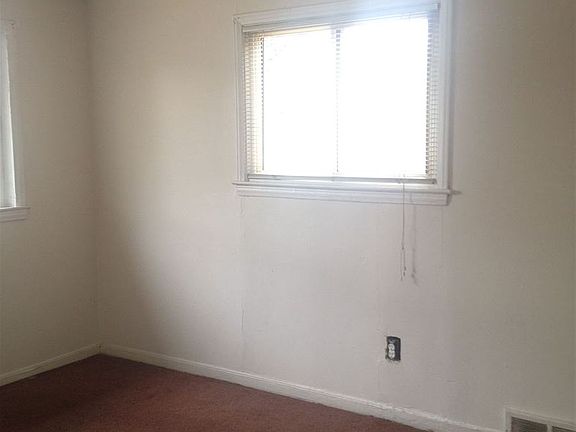 Upstairs master bedroom (second of two windows)