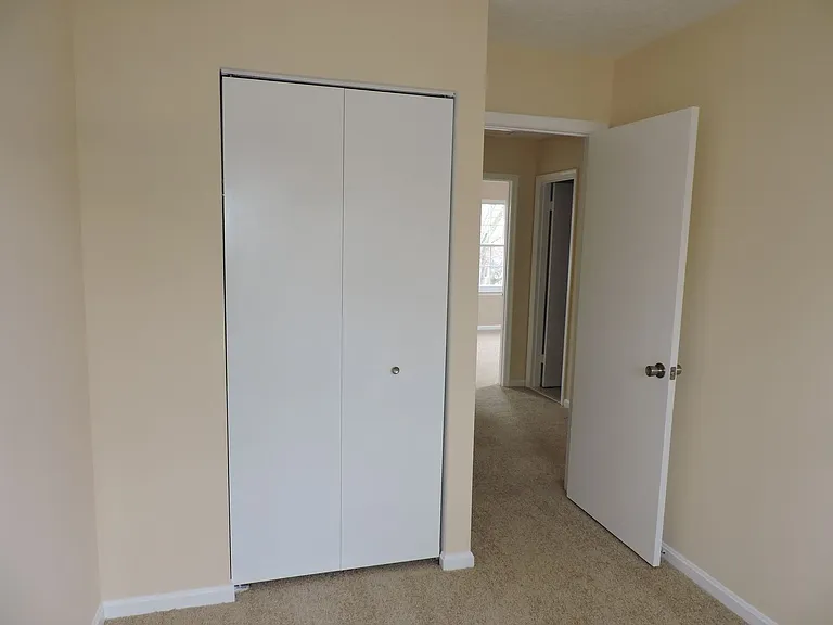 34 Meadowside Ct — Photo 10