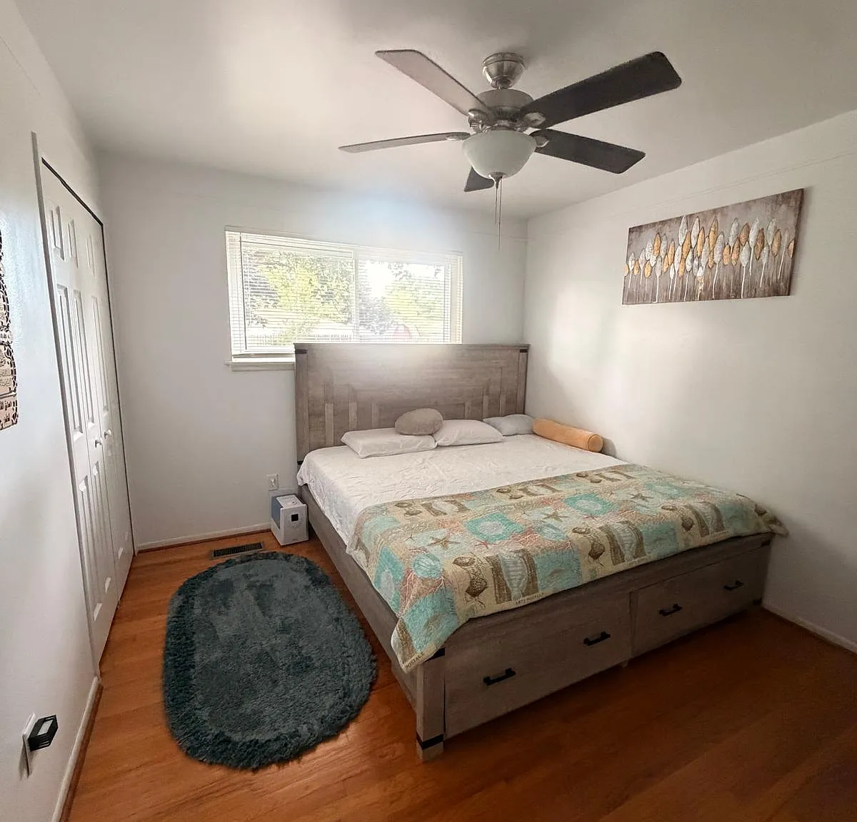 3 bed, 1.5 bath, 1180 sqft, $2,000 — Photo 4
