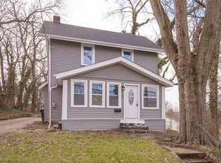 1184 Niagara Ave, Akron, OH