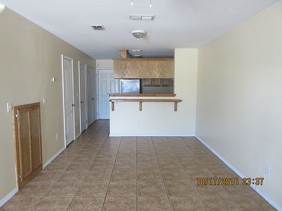 3rd image of 702 Sonesta Dr