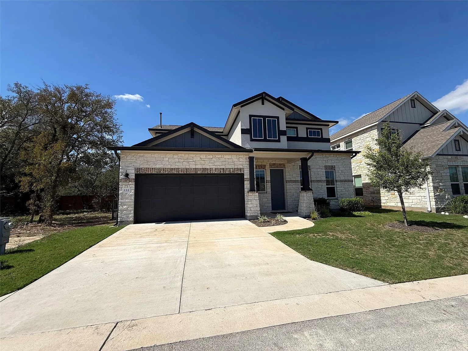 3 bed, 3.0 bath, 1834 sqft, $2,150 — Photo 1