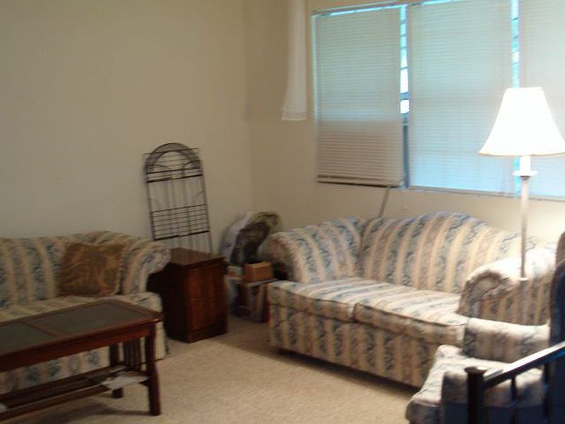 2nd image of 25 HUTCHINS Road