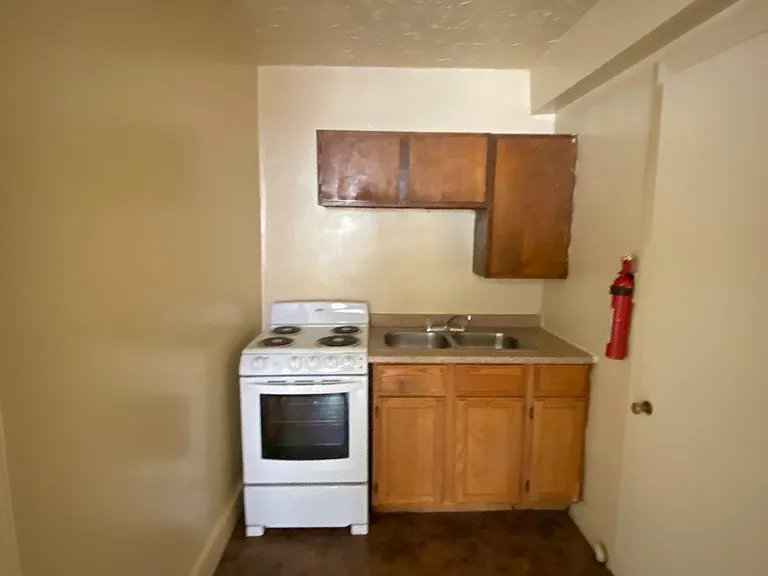 1229 S 4th St #11 — Photo 9