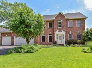775 Wilson Ave, Glen Ellyn, IL 60137