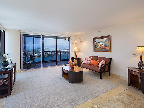 2nd image of 415 South St #Makai3501