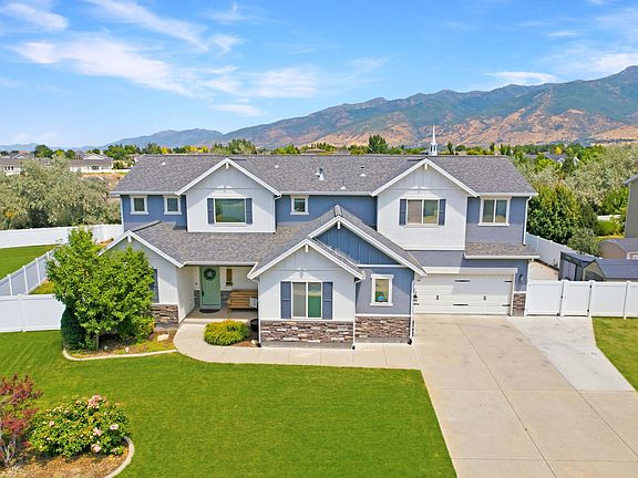 2nd image of 2288 W Monarch Way