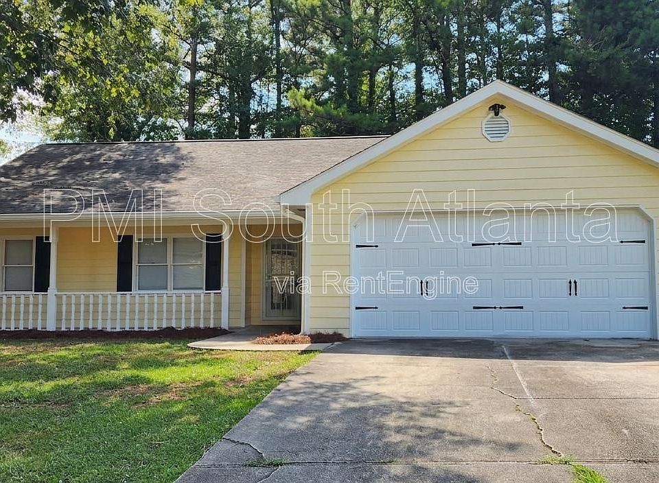 1st image of 2735 Stanton Woods Dr SE
