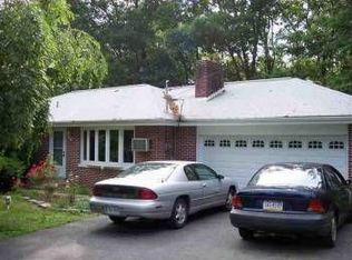 83 Grandview Rd, Hummelstown, PA 17036