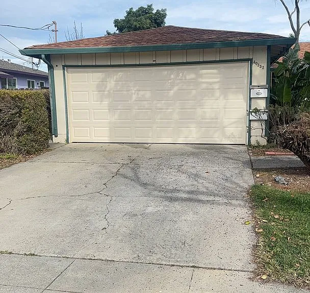40352 Robin St — Photo 2