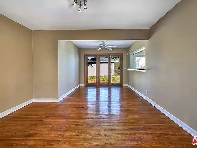 7907 Reading Ave — Photo 3