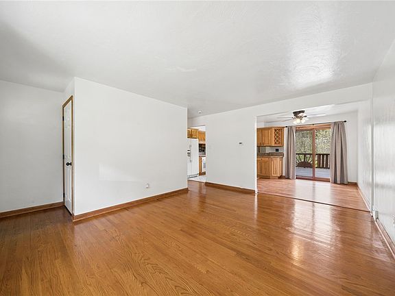 5th image of 2458 Mars Hill Rd