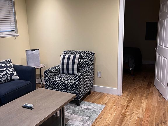 3rd image of 73 Ferry St Suite 8