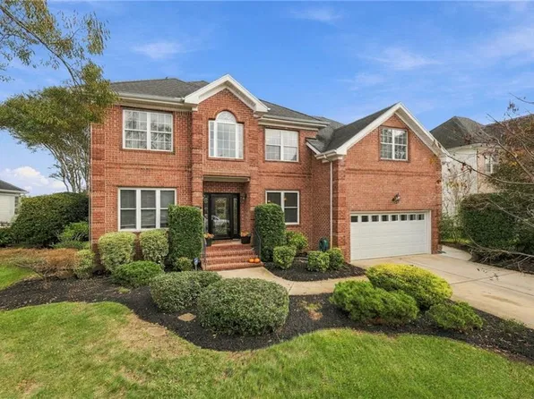 2053 Bierce Dr, Virginia Beach, VA 23454