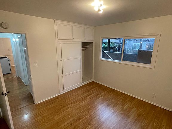 4th image of 816 E Garfield Ave #B