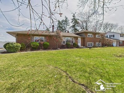1488 Kenwood St, Monroe, MI, 48162