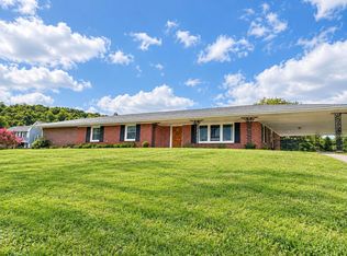 182 Shadytown Rd, Booneville, KY 41314