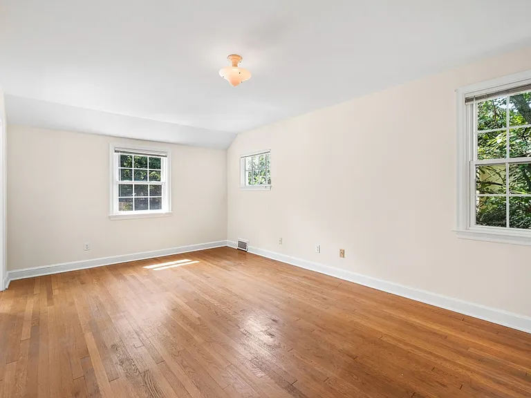 5206 Western Ave — Photo 16