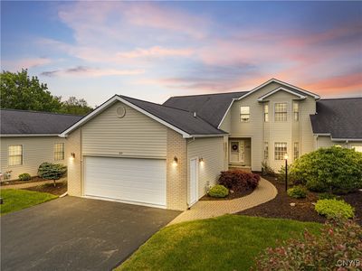 201 Falling Brook Path, Fayetteville, NY, 13066