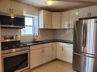 Rented by Nest Seekers International