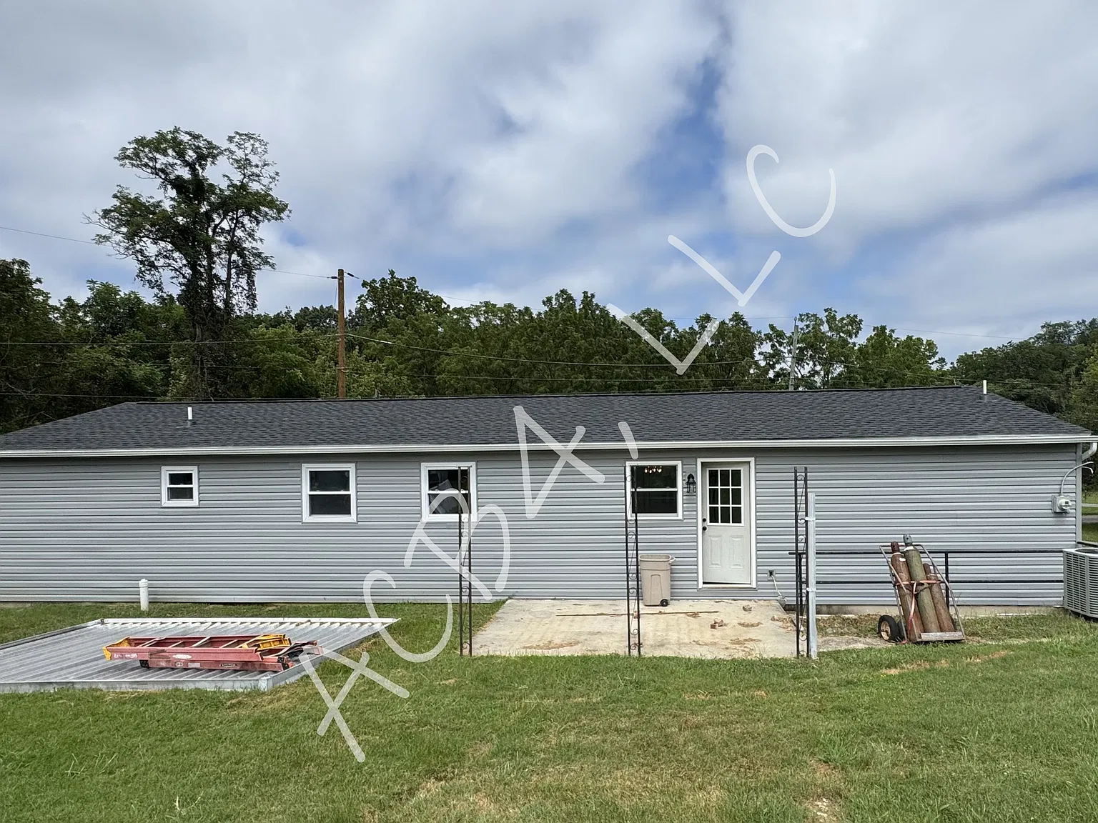 4 bed, 1556 sqft, $1,675 — Photo 2