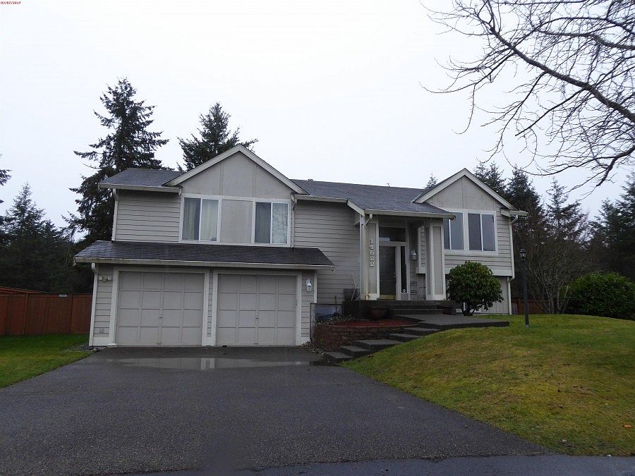 1st image of 14522 5th Ave E