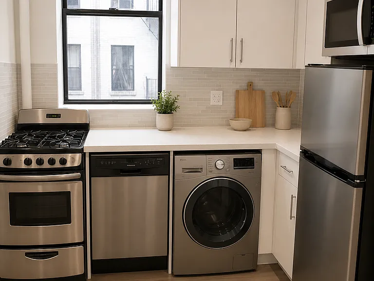 456 W 47th St #3B — Photo 3