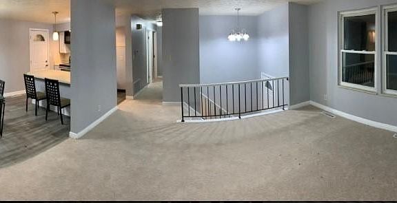 3rd image of 2755 Southridge Dr