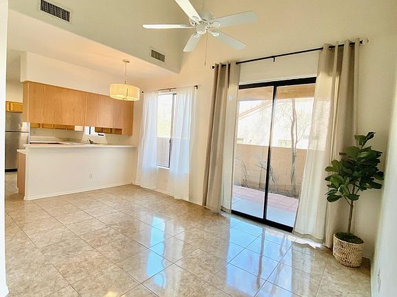 4th image of 13636 N 21st Pl Unit 7