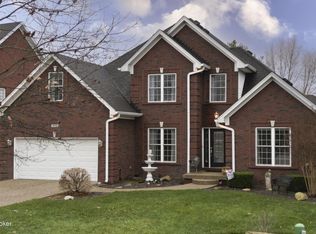 4104 Pleasant Glen Dr, Louisville, KY 40299