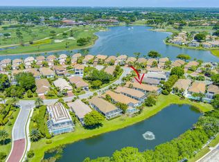 935 Augusta Pointe Dr, Palm Beach Gardens, FL 33418