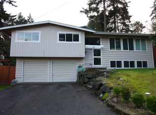 1143 N 146th Pl, Seattle, WA 98133