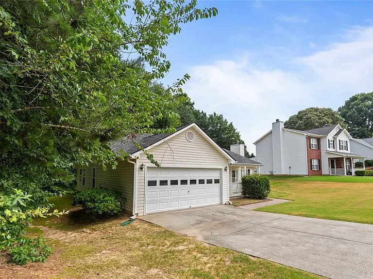 2510 Fort Daniels Dr NE — Photo 31