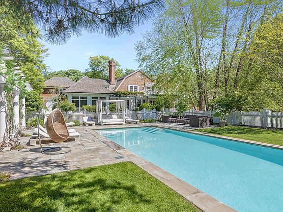 47 Georgica Rd, East Hampton, NY 11937 | Zillow