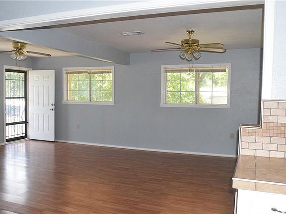 5th image of 3125 Skyline Dr