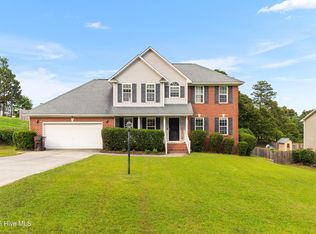 225 Woodshire Dr, Lillington, NC 27546