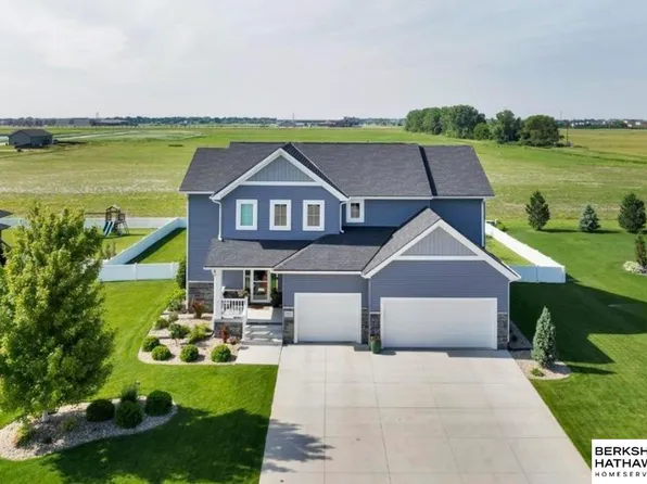 3917 53rd St, Columbus, NE 68601