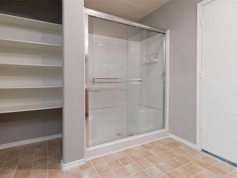 9331 Norwood Trails Dr — Photo 22