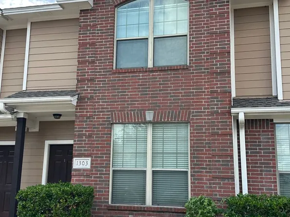 1000 Spring Loop APT 1303, College Station, TX 77840