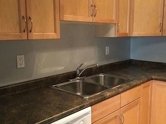 5th image of 1121 McKercher Dr #103C